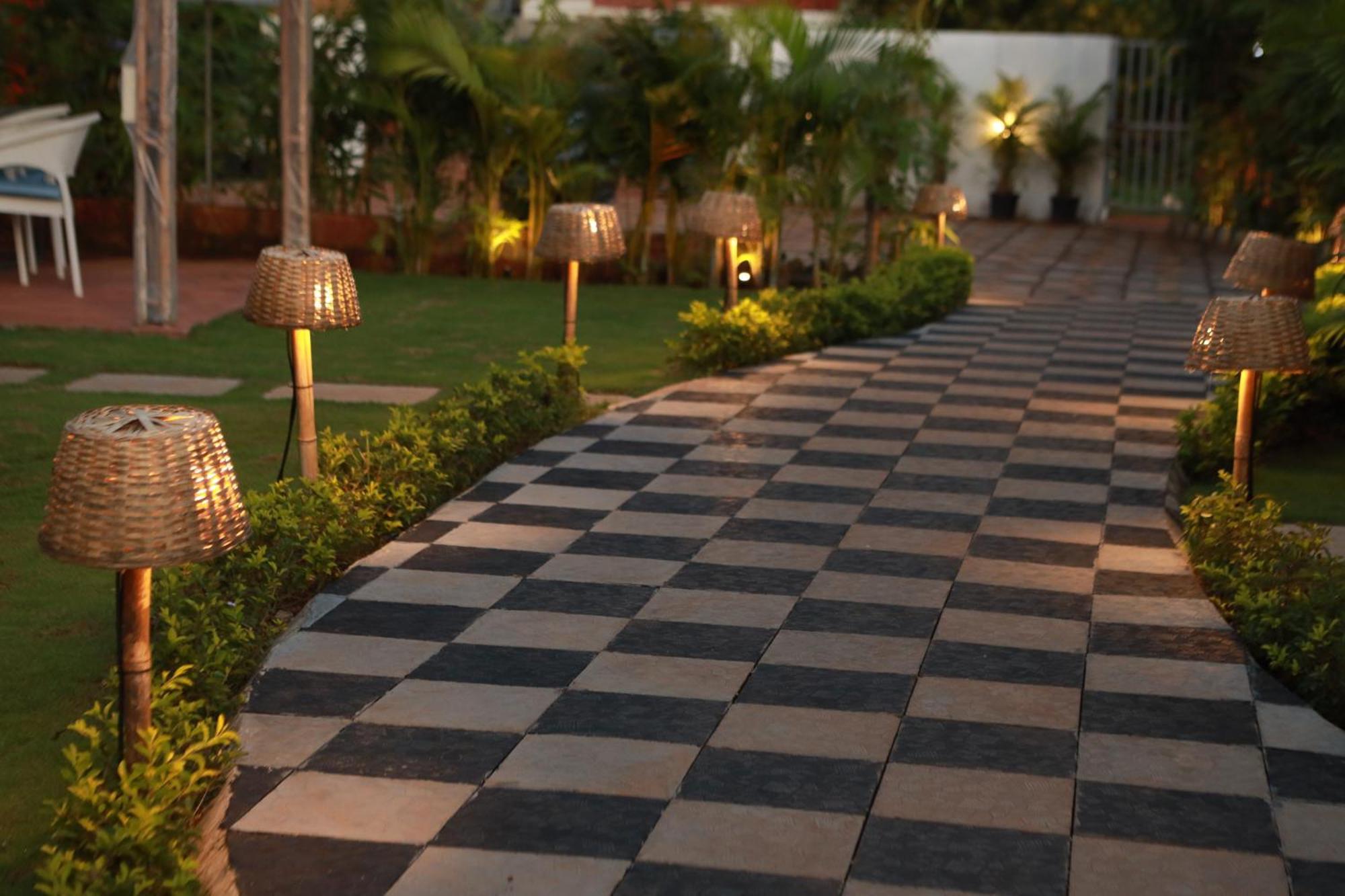 Gracias Cafe & Resort Morjim Extérieur photo
