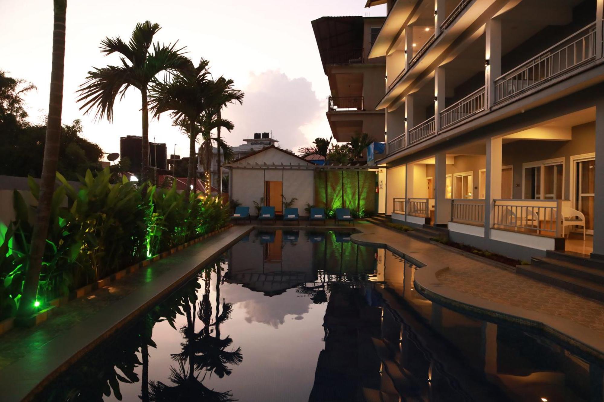 Gracias Cafe & Resort Morjim Extérieur photo