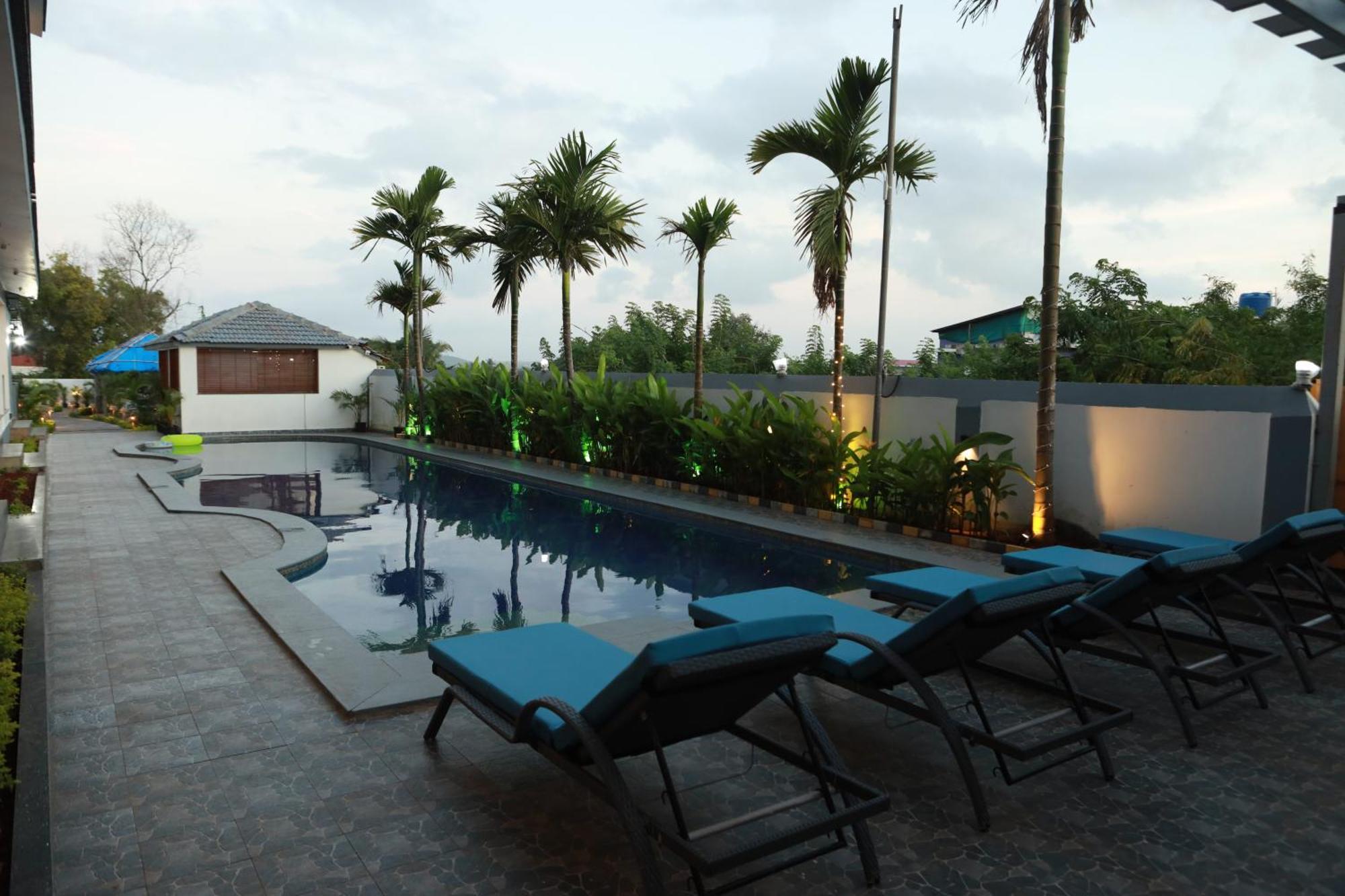 Gracias Cafe & Resort Morjim Extérieur photo