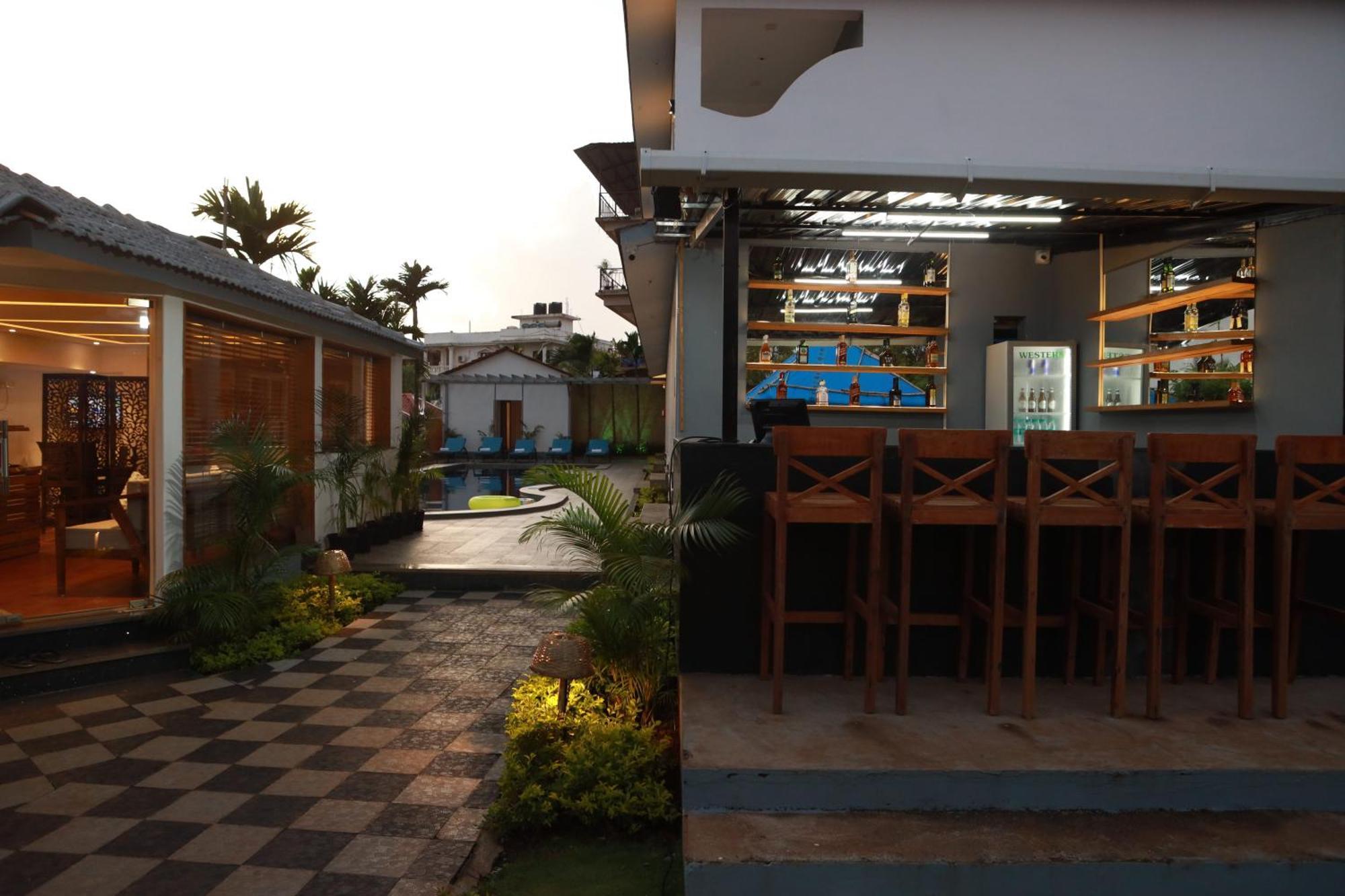 Gracias Cafe & Resort Morjim Extérieur photo